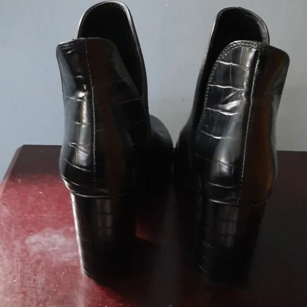 Steve Madden Black Rookie  Leather Upper Crocodile Print 3 Inch Heel Size 8.5 - Picture 5 of 12